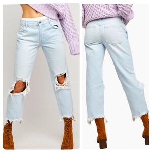 Free People Maggie Mid Rise Straight Leg Jeans Distressed Crop Raw Hem Size 27